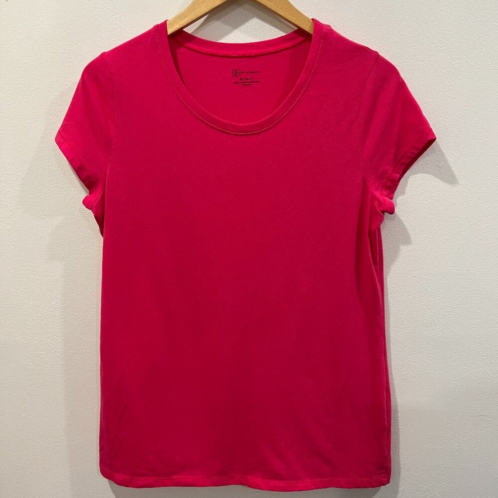 No Boundaries Hot Pink Fitted T-Shirt Size XL